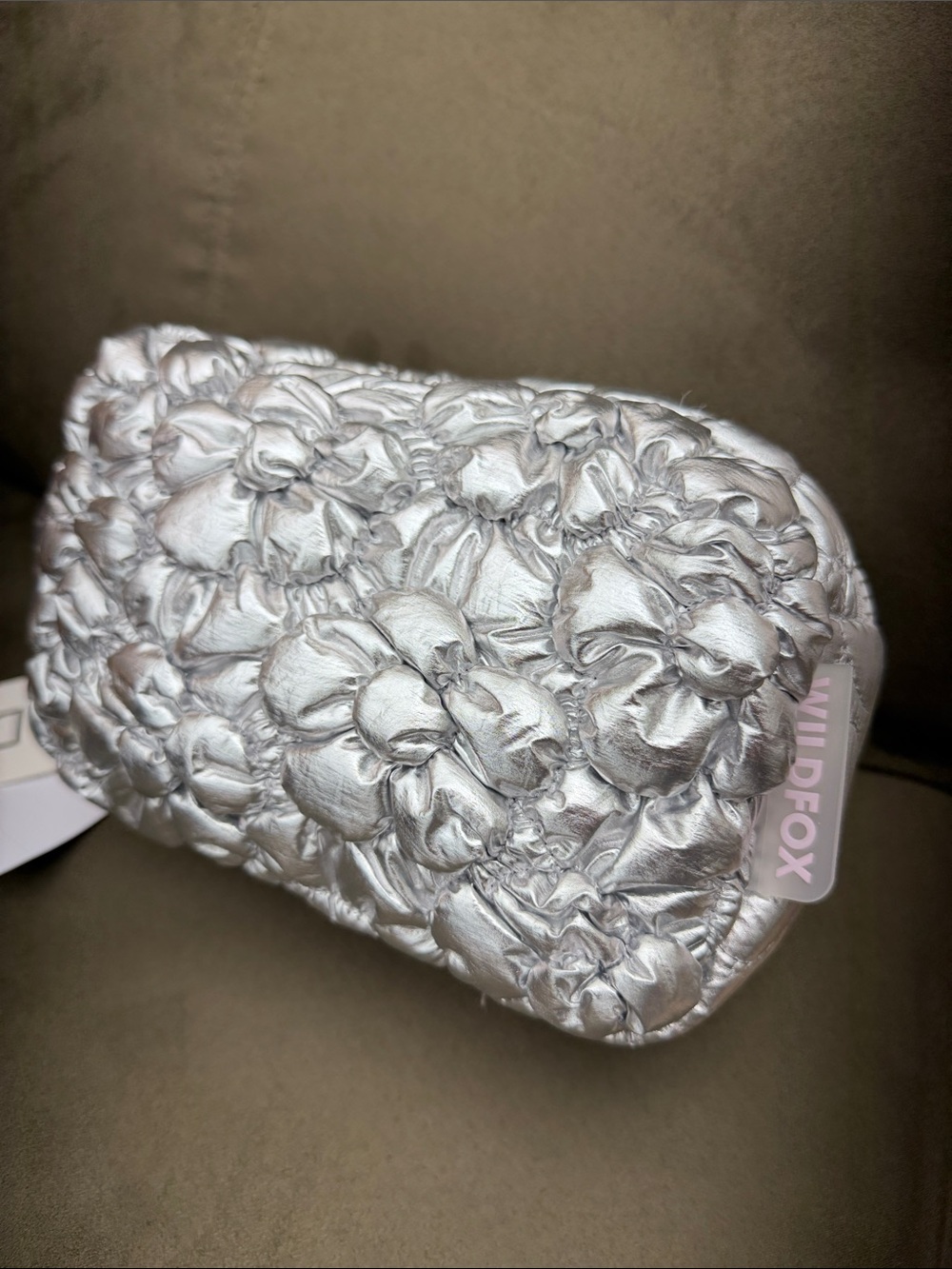 Wildfox Silver Metallic Puffer Waist/Sling Bag NWT - Picture 4 of 8